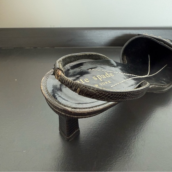 Vintage Kate Spade black leather buckle kitten heel slingback pumps - size 6 - Picture 6 of 6